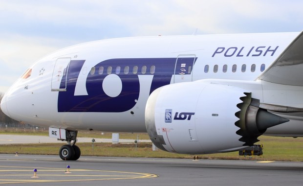 PLL LOT odwołują rejsy. Nowy komunikat przewoźnika