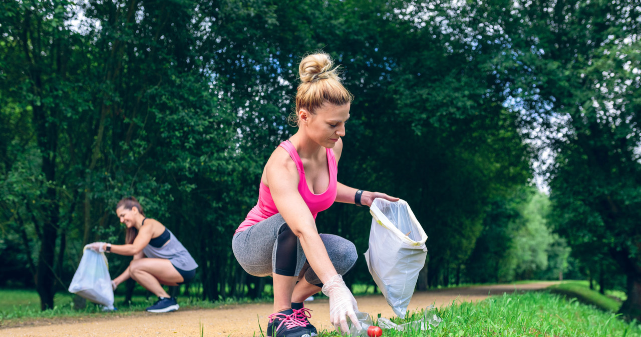 Plogging to połączenie joggingu ze zbieraniem śmieci napotkanych na biegowych ścieżkach i szlakach /123RF/PICSEL