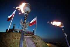 Płomień niepodległości rozbłysnął na Kopcu Kościuszki