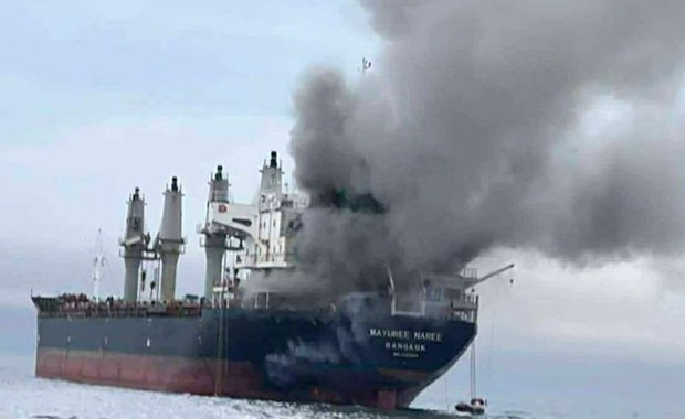 Płoną tankowce w Zatoce Perskiej. "Decyzja o wstrzymaniu operacji w portach naftowych"