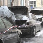 Płonące samochody w Warszawie. Zobacz zdjęcia