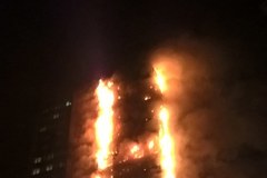 Płonący wieżowiec w Londynie, są ranni