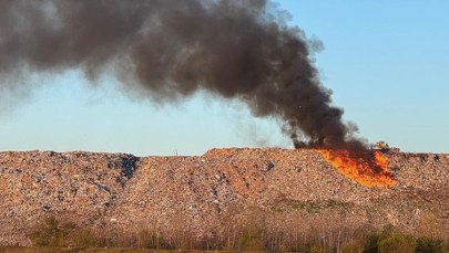 Płonie wysypisko śmieci w Radomiu