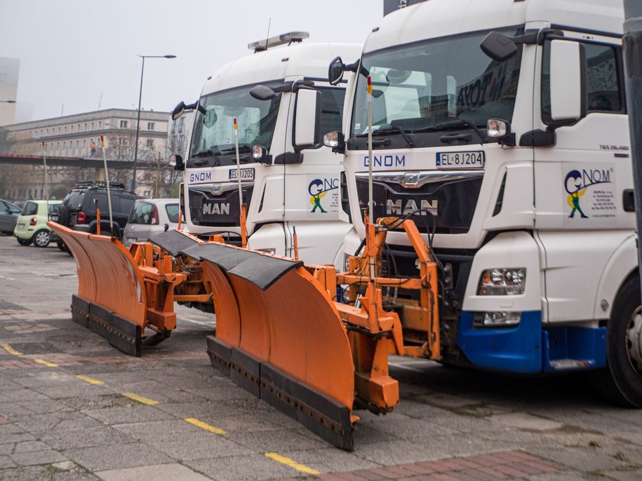 Pługoposypywarki w Łodzi są przygotowane do akcji zima /lodz.pl /Materiały prasowe