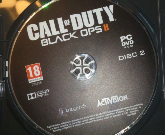 Płyta z grą Call of Duty: Black Ops II dostępna w polskiej dystrybucji /