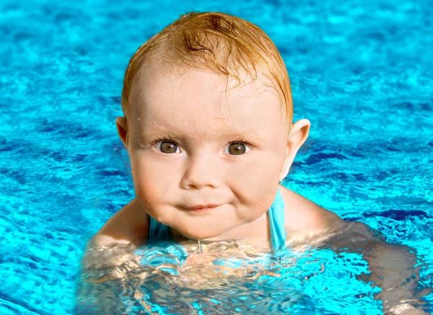 Pływanie to doskonała forma aktywności dla całej rodziny /&copy; Panthermedia