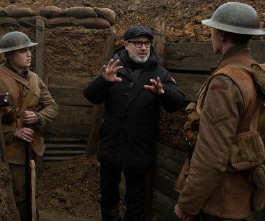 Po 20 latach od odebrania Oscara za "American Beauty" Sam Mendes powrócił z kolejnym filmem, który jest wymieniany wśród faworytów w wyścigu po statuetki Amerykańskiej Akademii Fimowej. Dramat wojenny "1917", porównywany przez krytyków do "Dunkierki" Christophera Nolana, powalczył o nagrody Akademii w dziesięciu kategoriach, m.in. najlepszy film, reżyser, scenariusz oryginalny, zdjęcia, montaż dźwięku i dźwięk. Ostatecznie do twórców filmu powędrowały trzy statuetki (za zdjęcia, efekty specjalne i dźwięk).
 