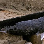 Po 3000 lat z koryta rzeki wynurzyły się łodzie. Odkrywają sekrety epoki brązu