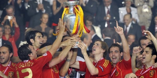 Po 44 latach Hiszpanie znów mistrzami Europy /AFP