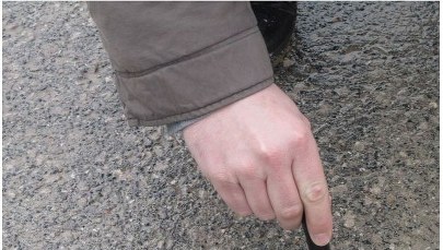 Po A1, A2 także na A4 odwilż odsłoniła pęknięcia