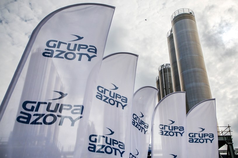 Tras la alarma dada por cervecerías y lácteos, Grupa Azoty y Anwil han retomado las entregas de CO2.  Debido al aumento de los precios de la energía, la producción de fertilizantes ya no es rentable / NurPhoto / Getty Images