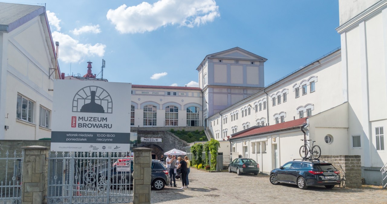 Po blisko 32 latach notowań producent piwa znika z warszawskiej giełdy /123RF/PICSEL