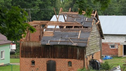 Po burzach brakowało prądu w wielu domach na Mazowszu. Awarię już usunięto