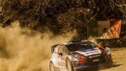 Po dachowaniu w Meksyku Kubica jedzie dalej