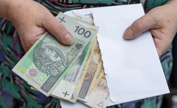 Po koperty przyjeżdżał na rowerze. Tak 36-latek oszukiwał starszych