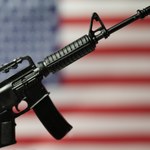 Po masakrze w Uvalde Amerykanie zmieniają przepisy dot. broni