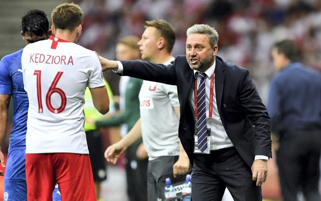 Po meczu Jerzy Brzęczek był niezwykle zadowolony ze swoich podopiecznych /Piotr Nowak /PAP