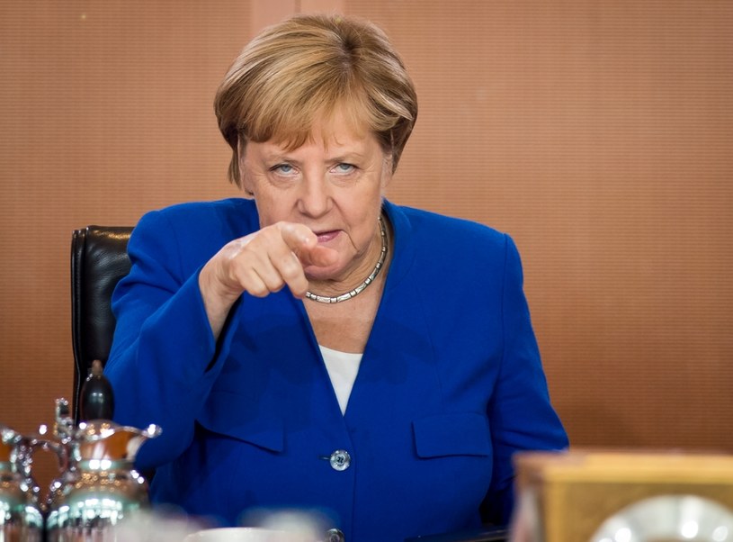 Po morderstwie obywatela Gruzji w Berlinie kanclerz Angela Merkel tłumaczyła wydalenie rosyjskich dyplomatów /ODD ANDERSEN / AFP /AFP