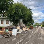 Po nawałnicy na Żuławach: Mieszkańcy bez przerwy w akcji ratunkowej