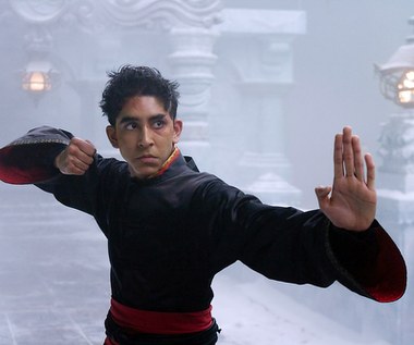 Po ogromnym sukcesie "Slumdoga" spodziewano się, że aktorska kariera Patela nabierze rozpędu - tak się jednak nie stało.

"Ponieważ 'Slumdog' okazał się tak wielkim hitem (m.in. dostał 8 Oscarów) istnieje duża presja związana z tym, jaki będzie mój kolejny film. Chciałem jakiejś wymagającej roli, ale otrzymuję jedynie stereotypowe role hinduskich pomagierów" - żalił się aktor.

Kolejny film z jego udziałem zdominowały komentarze na temat rasistowskiego wydźwięku produkcji. "Ostatni Władca Wiatru " był bowiem oparty na dziecięcej kreskówce, w której główne role odgrywają Azjaci. Jednak w filmowej adaptacji to biali aktorzy są gwiazdami filmu, a Azjatom pozostawiono role czarnych charakterów.