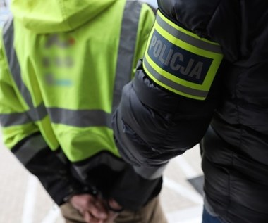 Po oszustwie zapytał poszkodowaną, czy dobrze udawał policjanta