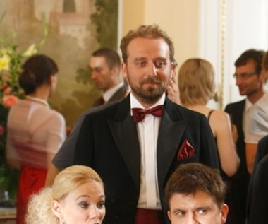 Po paryskim przeglądzie filmów Piwowarskiego jedna z agentek zaproponowała mu role we francuskich produkcjach telewizyjnych i filmowych, w których występował pod pseudonimem Piotr Shivak.

Po powrocie do Polski Siwkiewicz pojawiał się już głównie w telewizyjnych produkcjach. Oglądaliśmy go m.in. jako Igora Wolskiego w "M jak miłość", Stefana w "Hotelu 52" i Andrzeja Stróżyńskiego w "Ojcu Mateuszu". Wystąpił także w filmach "Sęp" i "Bejbi blues". 