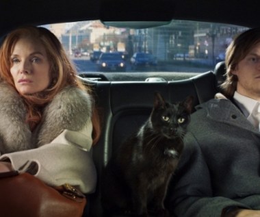 Po powrocie stworzyła znakomite kreacje w filmach "Co kryje prawda" i "Biały oleander". W 2012 roku aktorka zagrała w świetnie przyjętym przez krytykę obrazie Tima Burtona "Mroczne cierpnie". Następnie można było ją zobaczyć w: "Morderstwie w Orient Expressie", "Mother!", "Arcyoszuście". W 2020 roku wystąpiła w komediodramacie "Francuskie wyjście" (na zdjęciu).