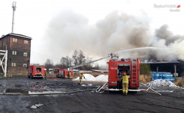 Po pożarze w zakładach chemicznych w Chorzowie