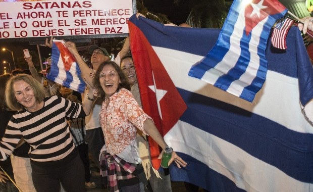 Po śmierci Fidela Castro: Żałoba na Kubie, radość wśród emigrantów z wyspy