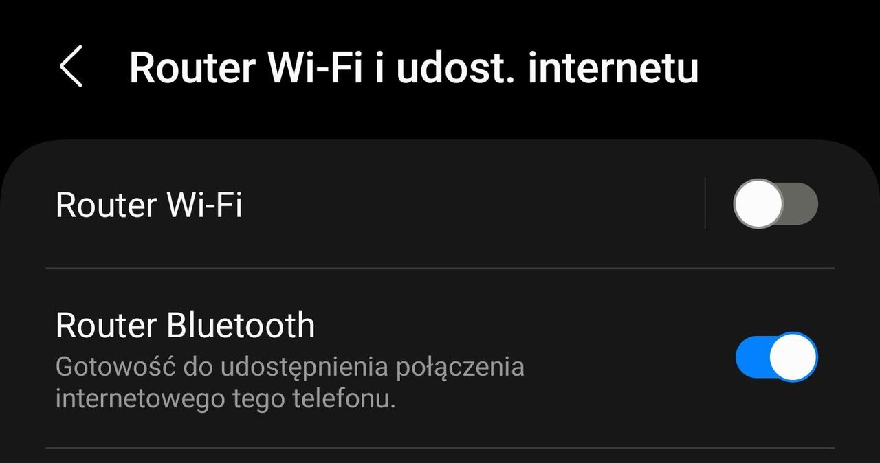 Po sparowaniu smartfona z komputerem włącz router Bluetooth w telefonie. /INTERIA.PL