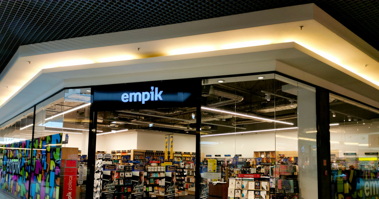 Po świętach niektóre salony Empiku pozostaną otwarte przez cały tydzień /Łukasz Solski /East News