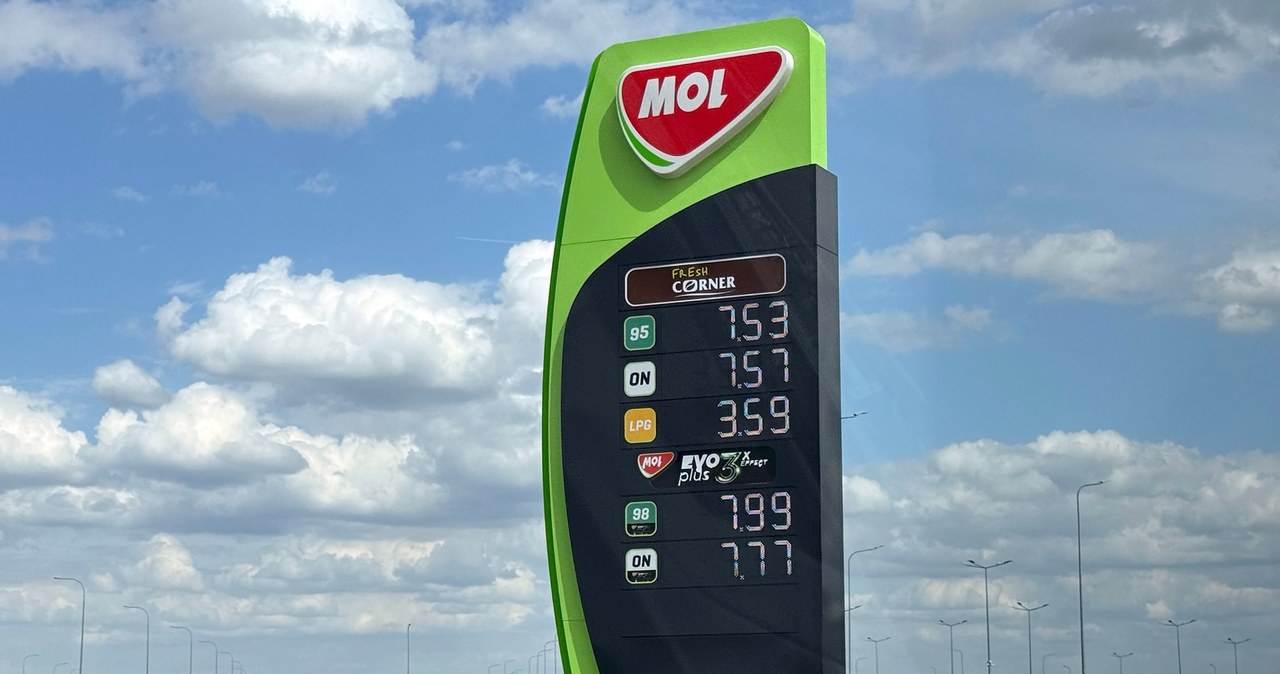 Po tymczasowych obniżkach, ceny paliw mogą wzrosnąć powyżej poziomu 7 zł za litr. /Sebastian Kościółek /INTERIA.PL