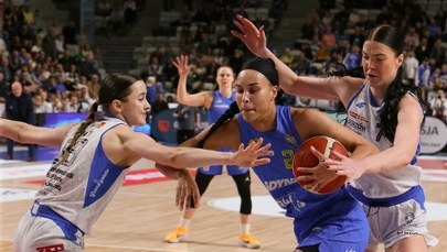 Po tytuł bez porażki. Koszykarki z Gdyni mistrzyniami Polski 