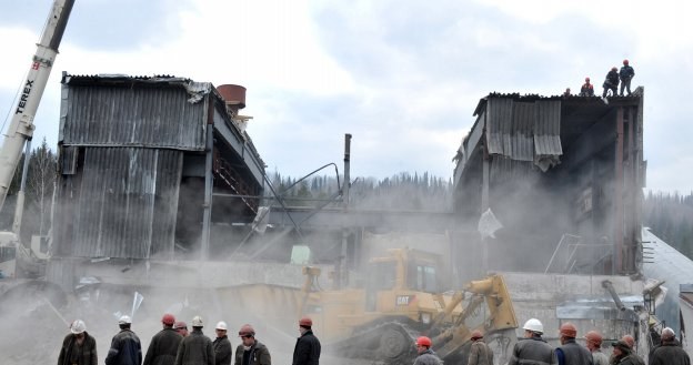 Po wybuchu w kopalni Raspadzkaja Rosja może znieść 5 proc. cło, by ułatwic import węgla z Polski /AFP