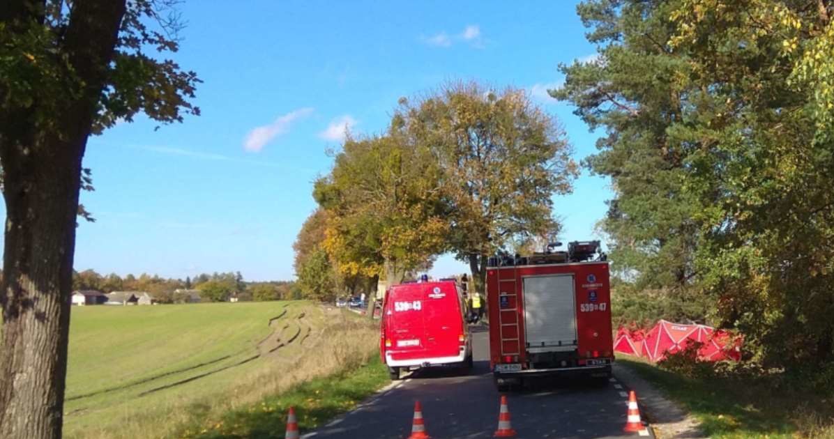 Po wypadku volvo wpadło do rowu /Policja