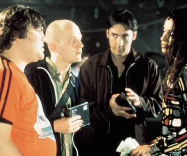 Po występie w "Harry Angel" aktorka wróciła do obsady "Bill Cosby Show", jednak w 1991 roku została na dobre wyrzucona z komediowej produkcji. Oficjalnym powodem były "różnice artystyczne", tajemnicą poliszynela były osobiste problemy aktorki, które skutkowały coraz większą niesubordynacją gwiazdy na planie serialu. 

W kolejnych latach Bonet mogliśmy jeszcze oglądać na kinowym ekranie we "Wrogu publicznym" Tony'ego Scotta oraz "Przebojach podbojach" Stephena Frearsa (na zdjęciu).