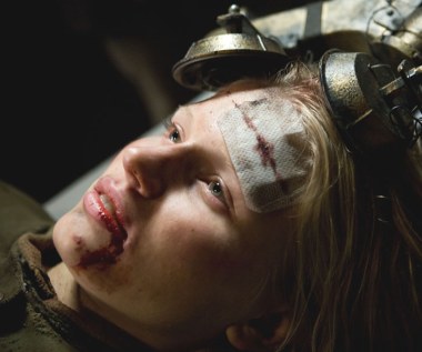 Po występie w "Żurku" zagrała w kilku innych filmach, m.in. w: "Dublerach" (2006) Marcina Ziębińskiego,"Kto nigdy nie żył..." (2006) Andrzeja Seweryna, "Wszystko będzie dobrze" (2007) Tomasza Wiszniewskiego oraz "Porze mroku" (2008) Grzegorza Kuczeriszki (na zdjęciu, pierwsza główna rola aktorki).