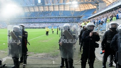 Po zajściach na meczu Lech-Legia zatrzymano już 17 osób