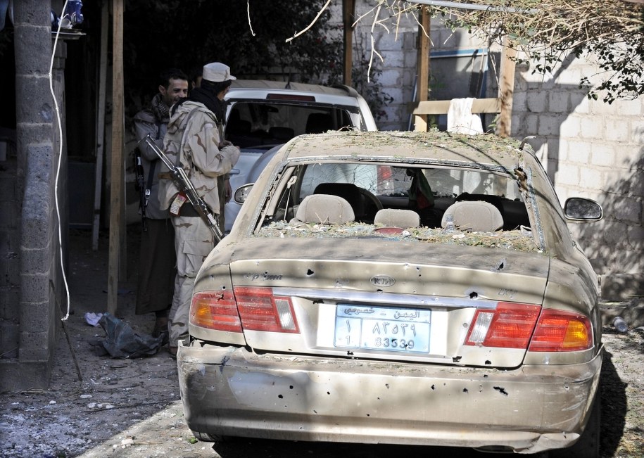 Po zamachu w Jemenie (zdjęcie ilistracyjne) /YAHYA ARHAB /PAP/EPA