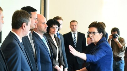 PO zatrudni hejterów? Ewa Kopacz "zażartowała"