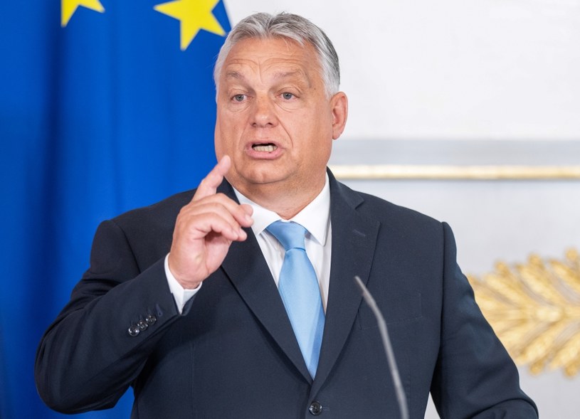 Po zmianie rządu w Polsce pozycja negocjacyjna Viktora Orbana w UE może osłabnąć /GEORG HOCHMUTH /AFP
