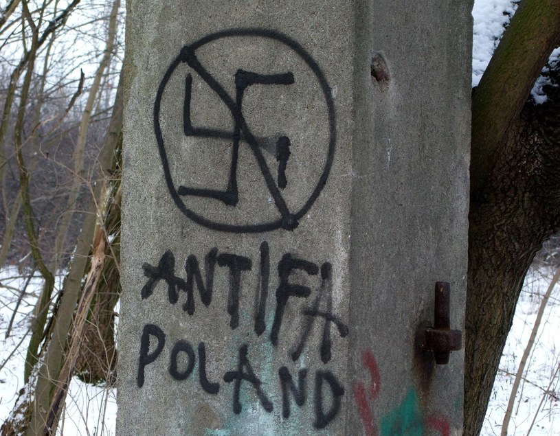 Pobicia dokonały lewicowe bojówki /Krzysztof Chojnacki /East News