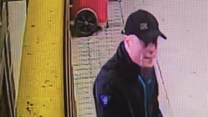 Pobicie kierowcy autobusu MPK. Policja poszukuje tego mężczyzny