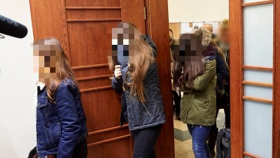 Pobicie przed gimnazjum w Gdańsku. Jest decyzja sądu