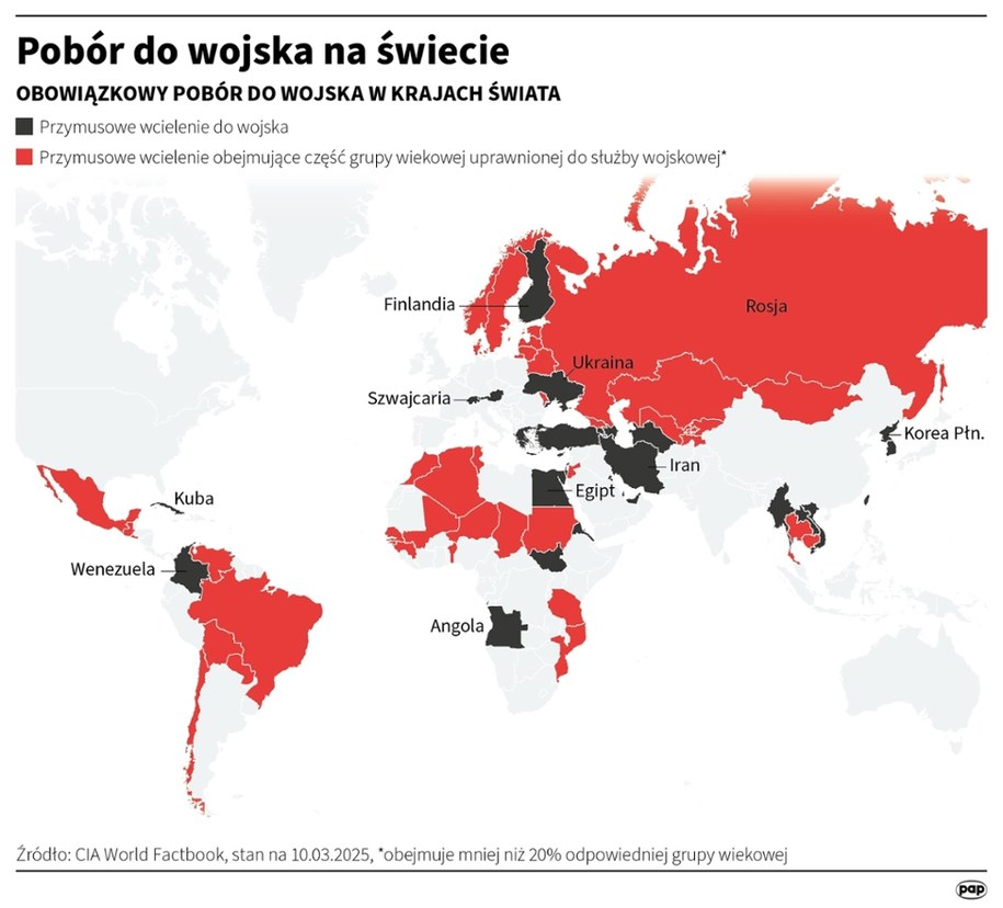 Pobór do wojska na świecie /Michał Czernek /PAP