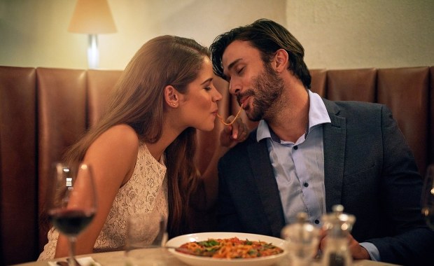 Pocałunek bez glutenu? Dobre wieści dla osób z celiakią