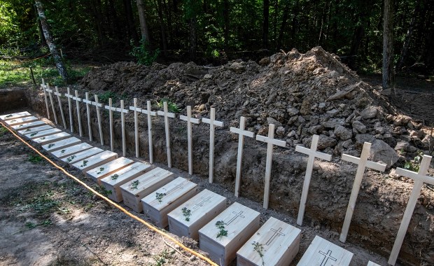 Pochówek polskich żołnierzy na Ukrainie. Jest data uroczystości