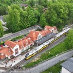 Pociąg pasażerski dojechał do Karpacza. Czekano na to 25 lat
