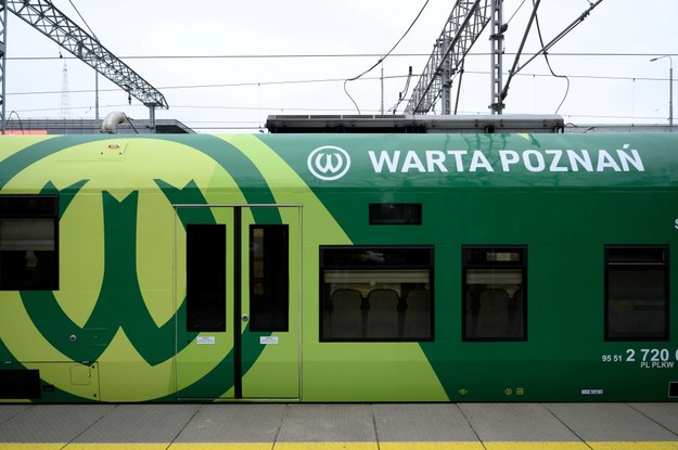 Pociąg "Warciarz" / 	PAP/Jakub Kaczmarczyk /PAP
