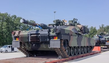 Pociąg z czołgami M1 Abrams w Powidzu. Trafią do amerykańskich żołnierzy